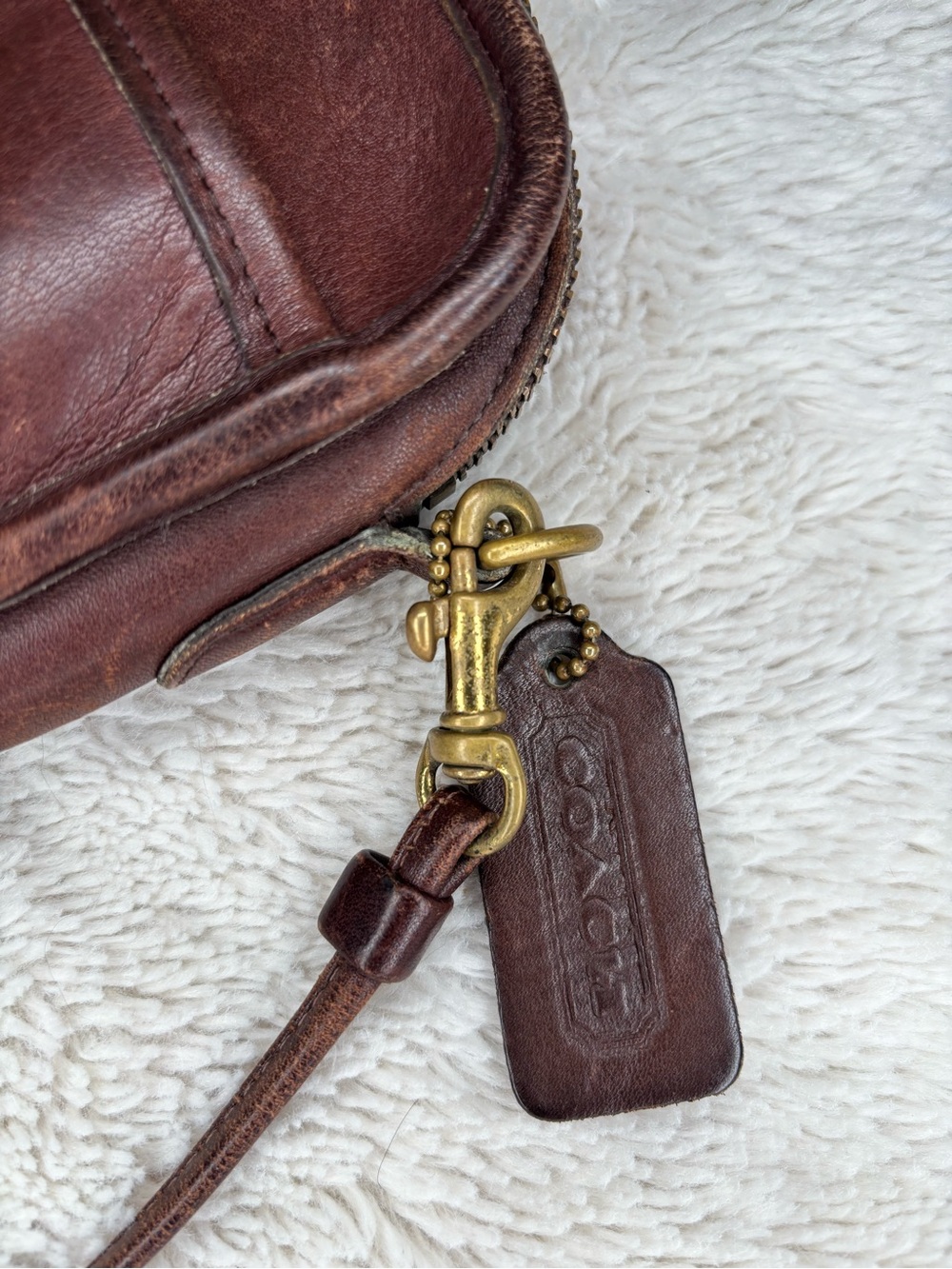 Vintage Coach Mahogany Leather Carnival Bag 9925 Crossbody Made In USA RARE - Picture 14 of 16